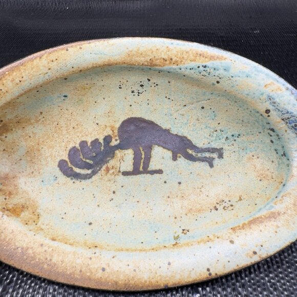 Vintage Hand Made Stoneware Oval Dish Plate Trinket Dish Holder Folk Art Signed - Picture 5 of 13